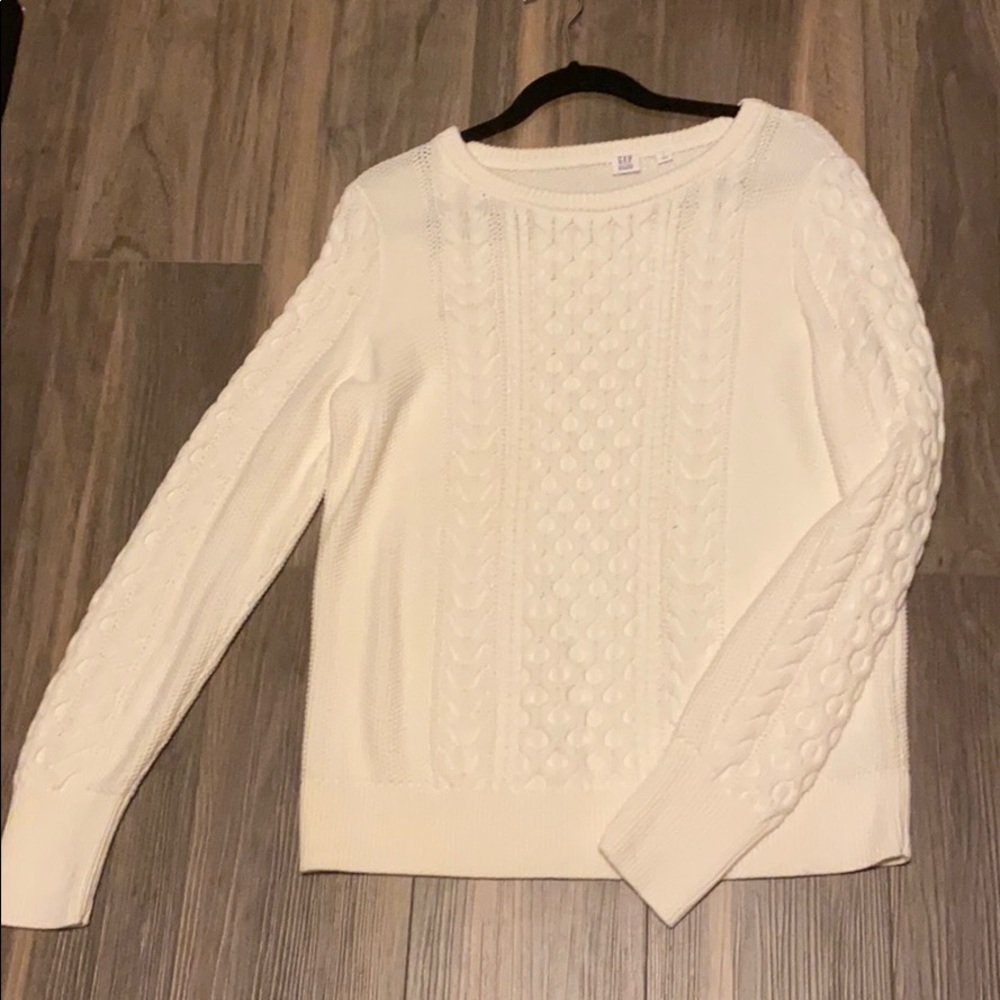 gap cream sweater